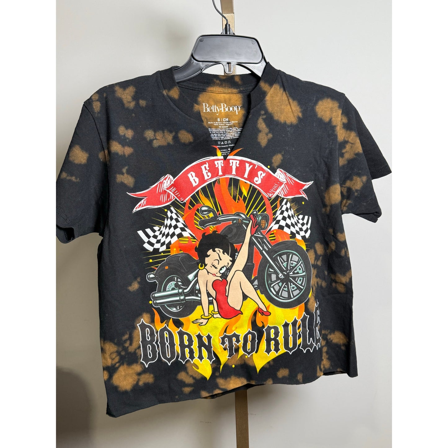 NWOT Smurfs crop top