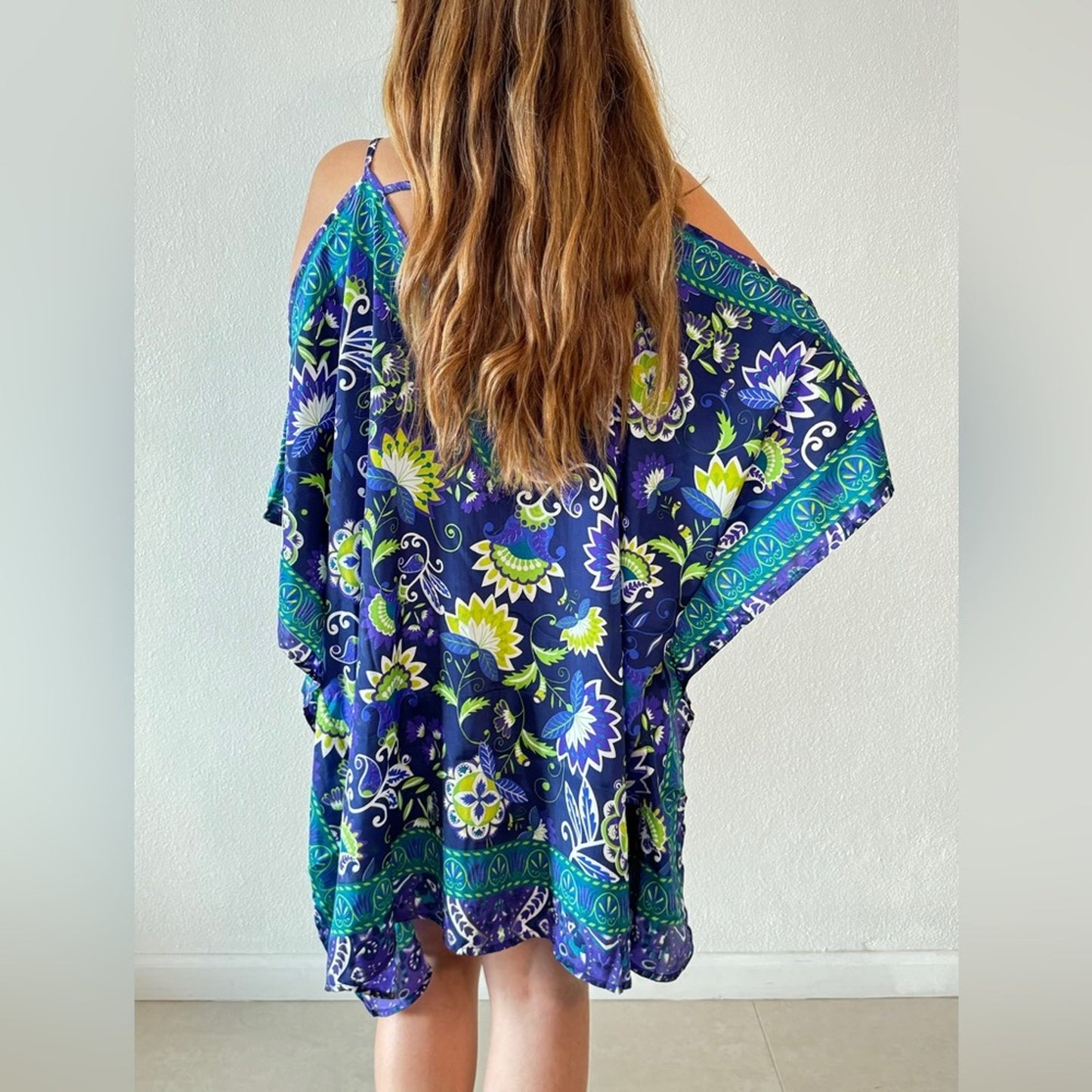 Bijoux Terner Cold shoulder one size dress