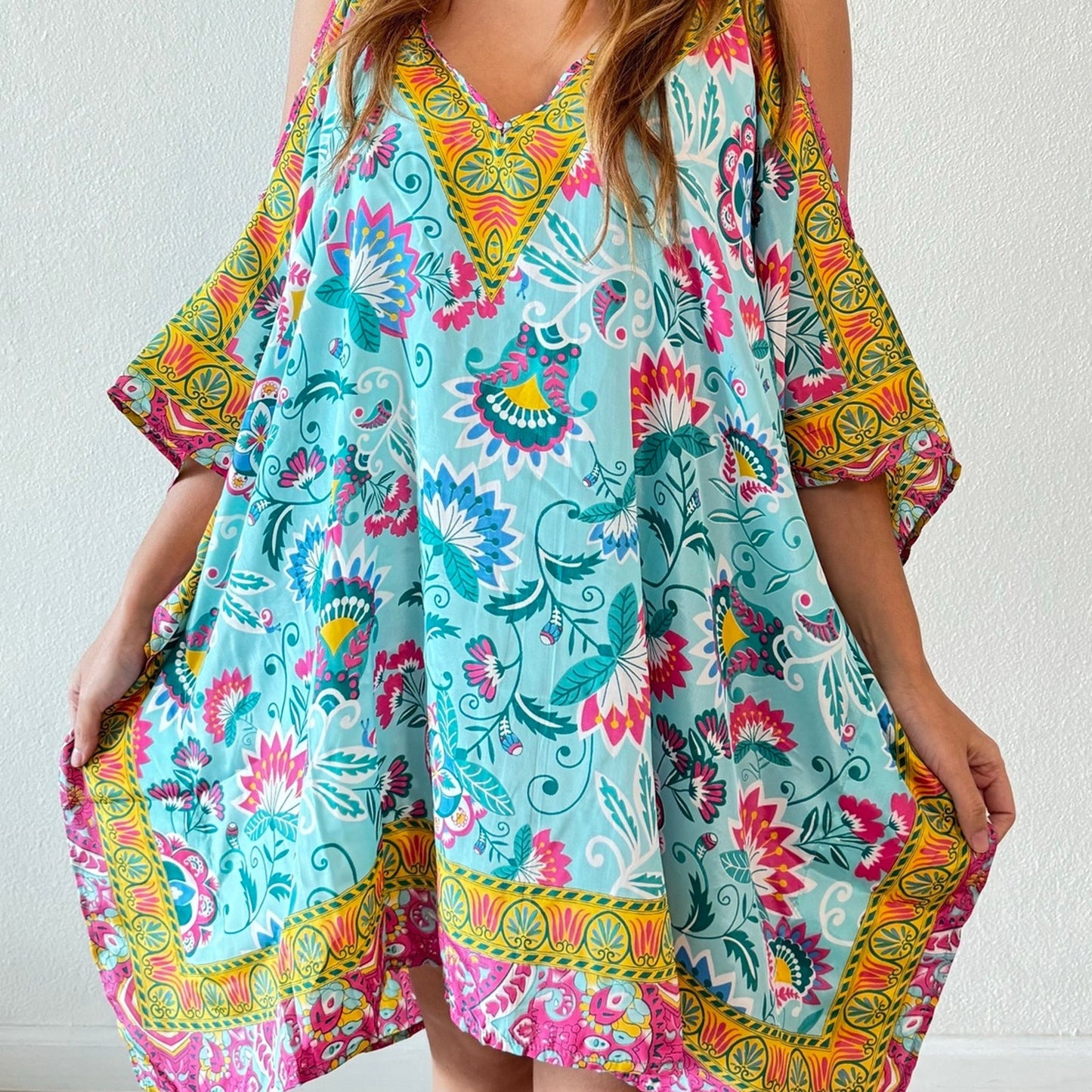 Cold shoulder one size dress