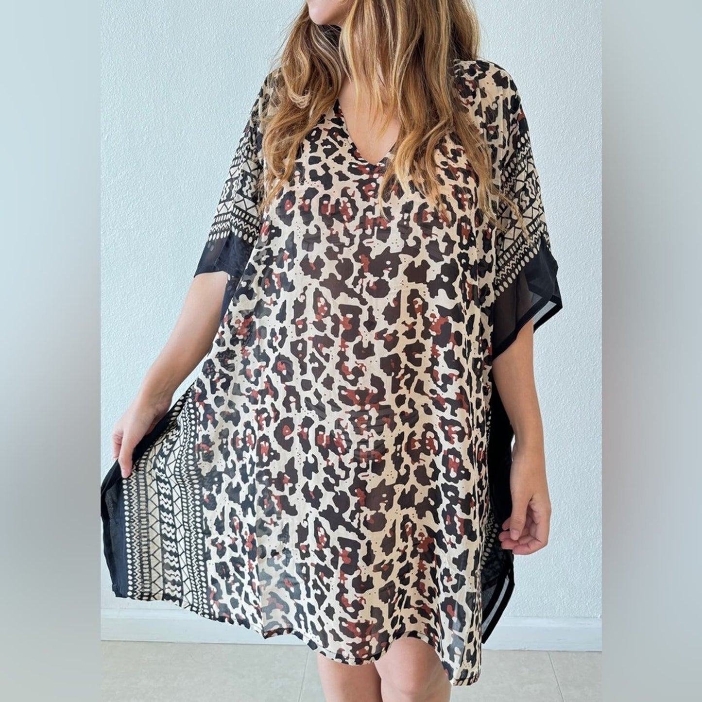 Bijoux Terner One size fits all animal print beach cover-up