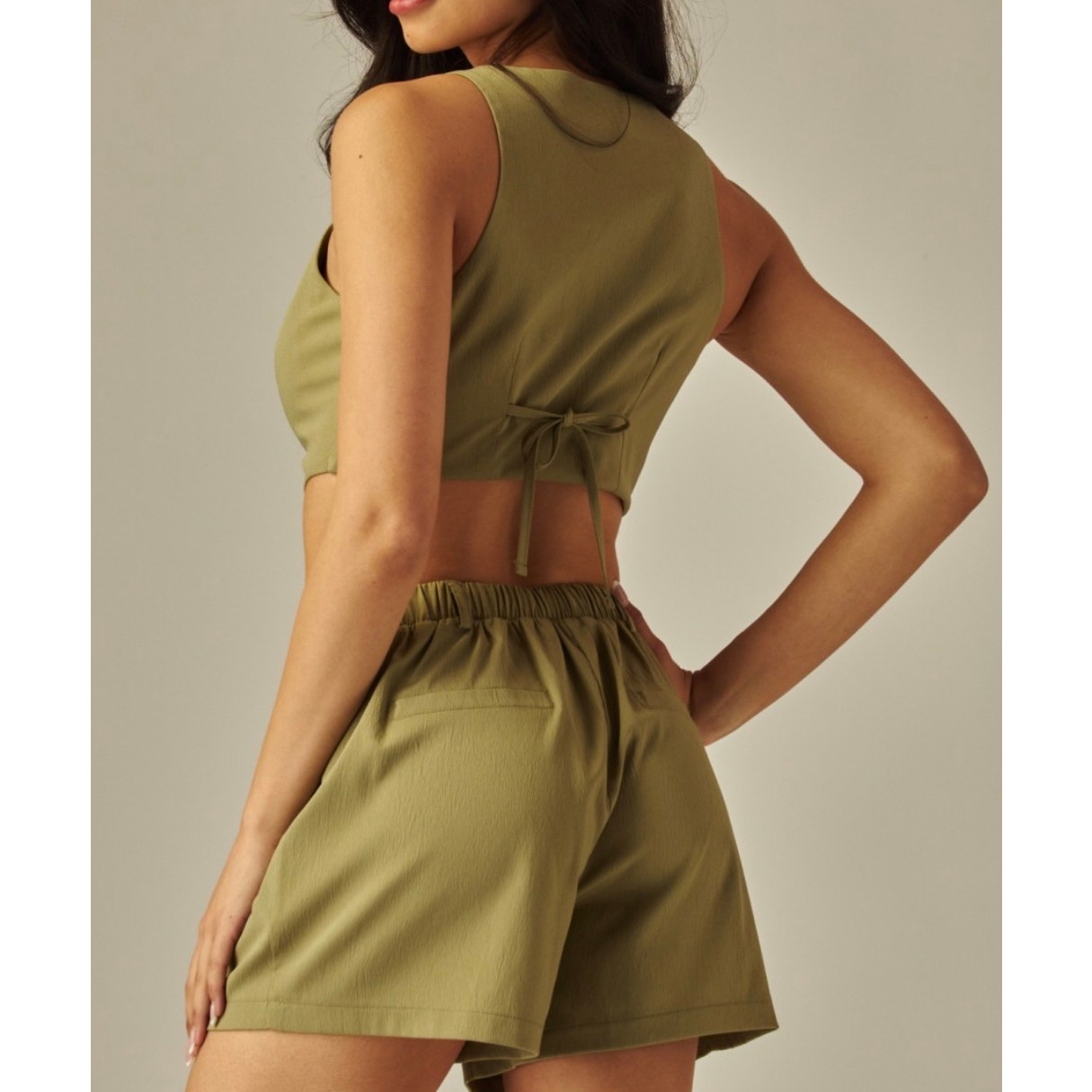 Textured Woven Vest With Pleated Short Set