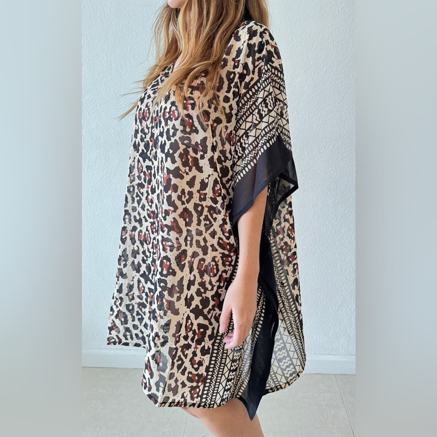 Bijoux Terner One size fits all animal print beach cover-up