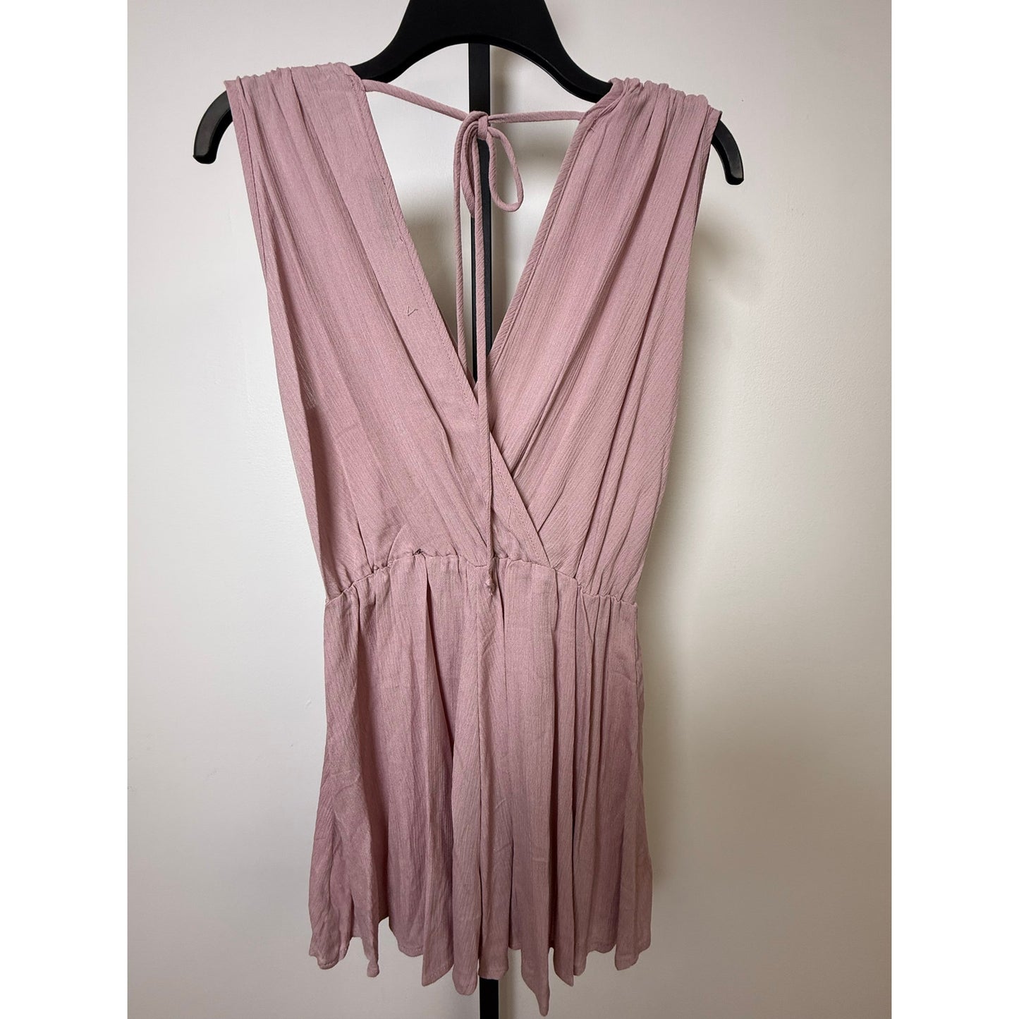 Final Touch Romper – NWOT
