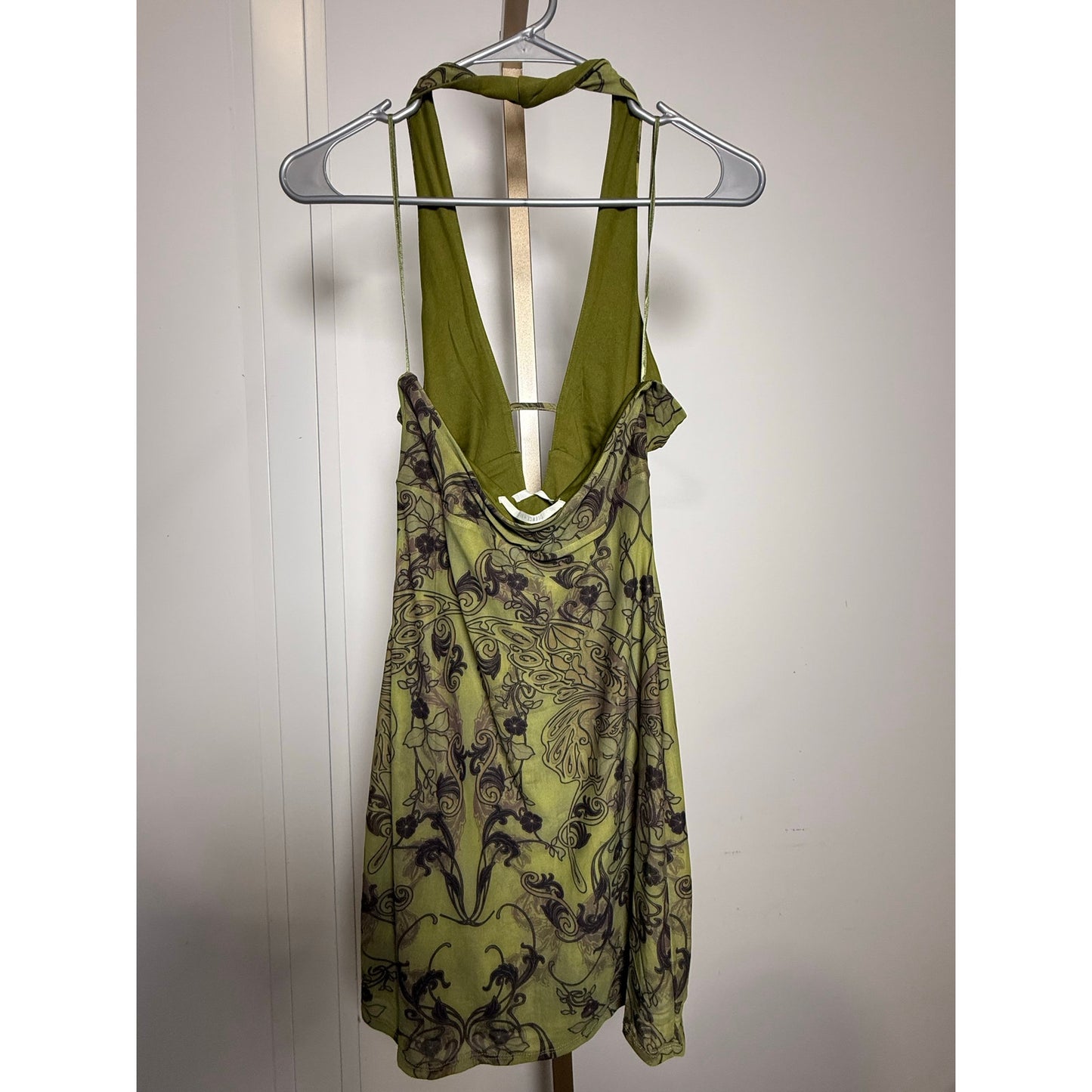 Silence + Noise Printed Plunging Mini Dress green
