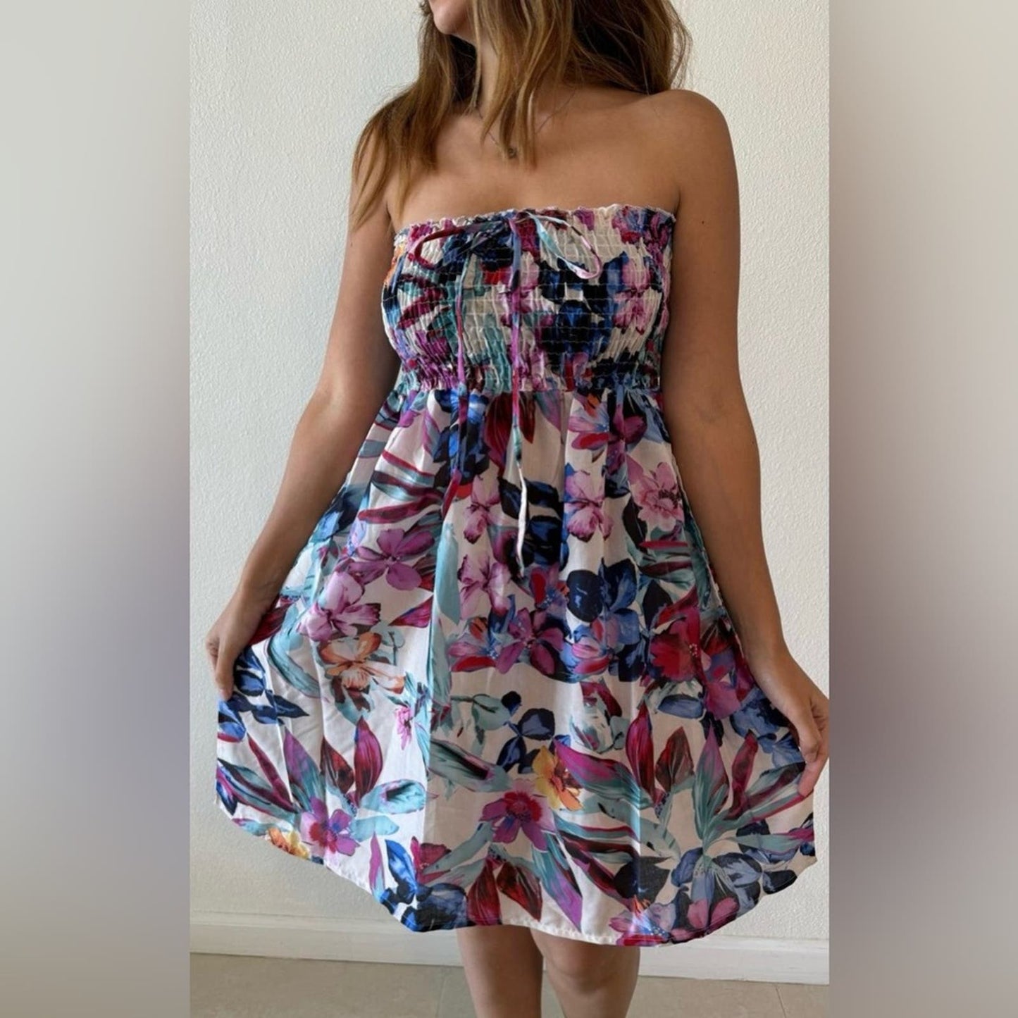 NWOT One size Strapless floral mini dress