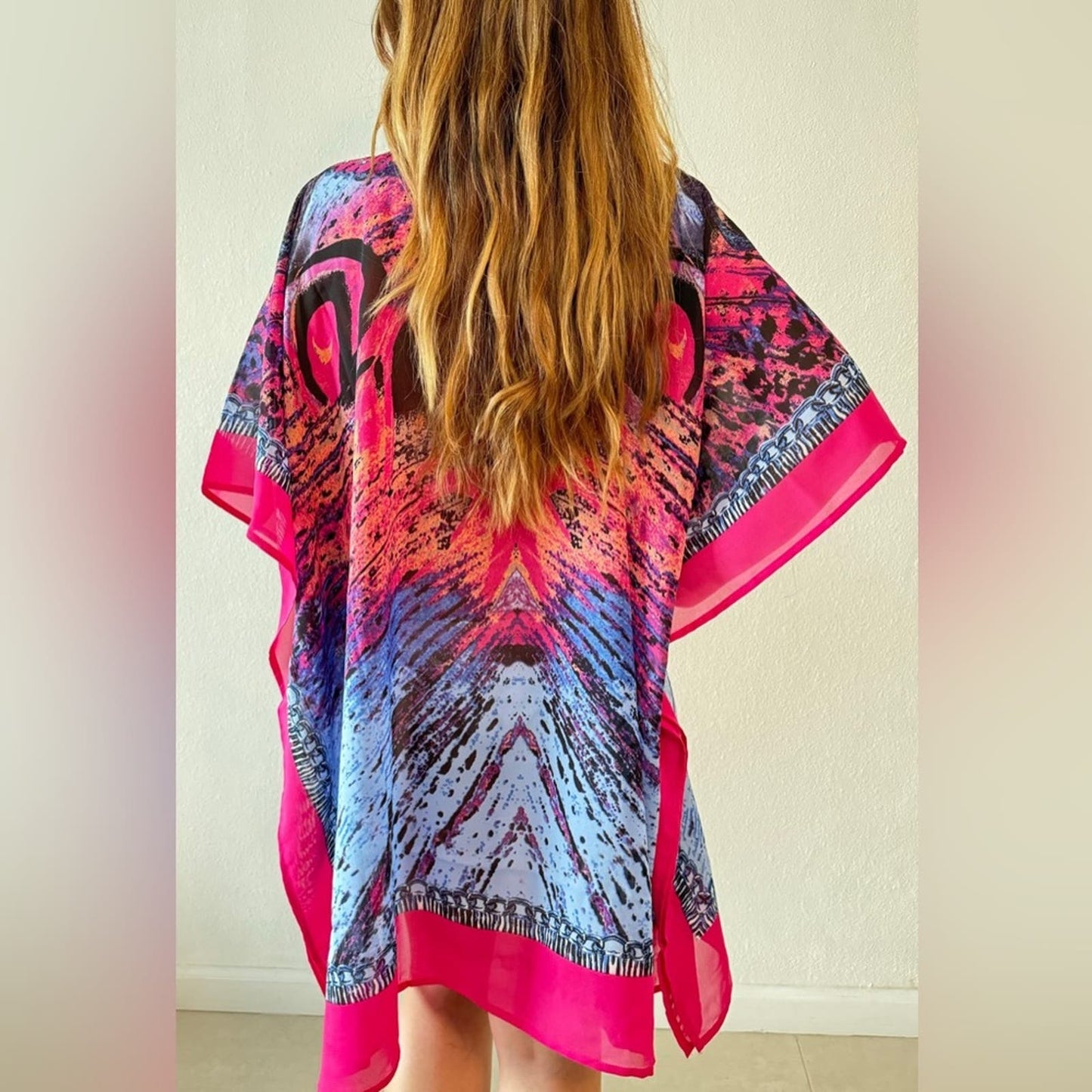 Bijoux Terner Geo pink and blue beachwear cover up