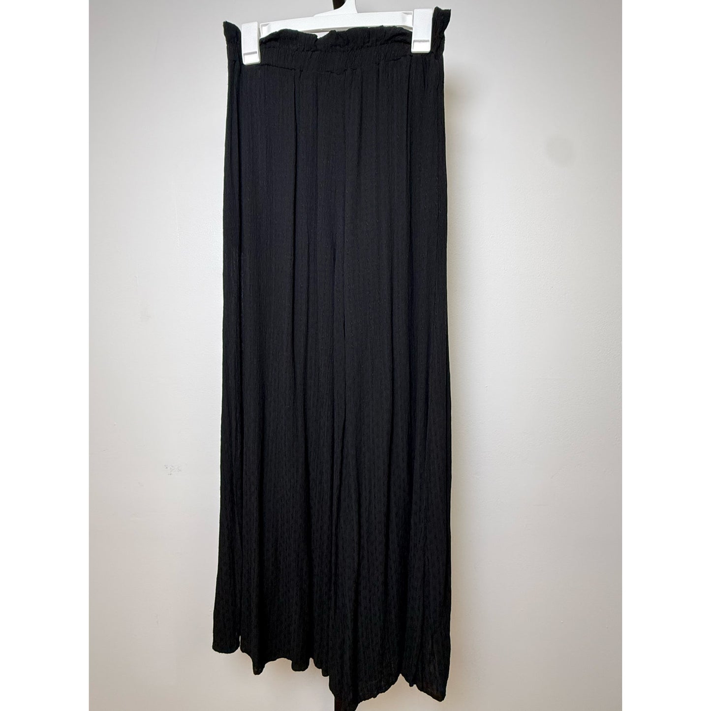 NWOT Final Touch Black Wide-Leg Pants