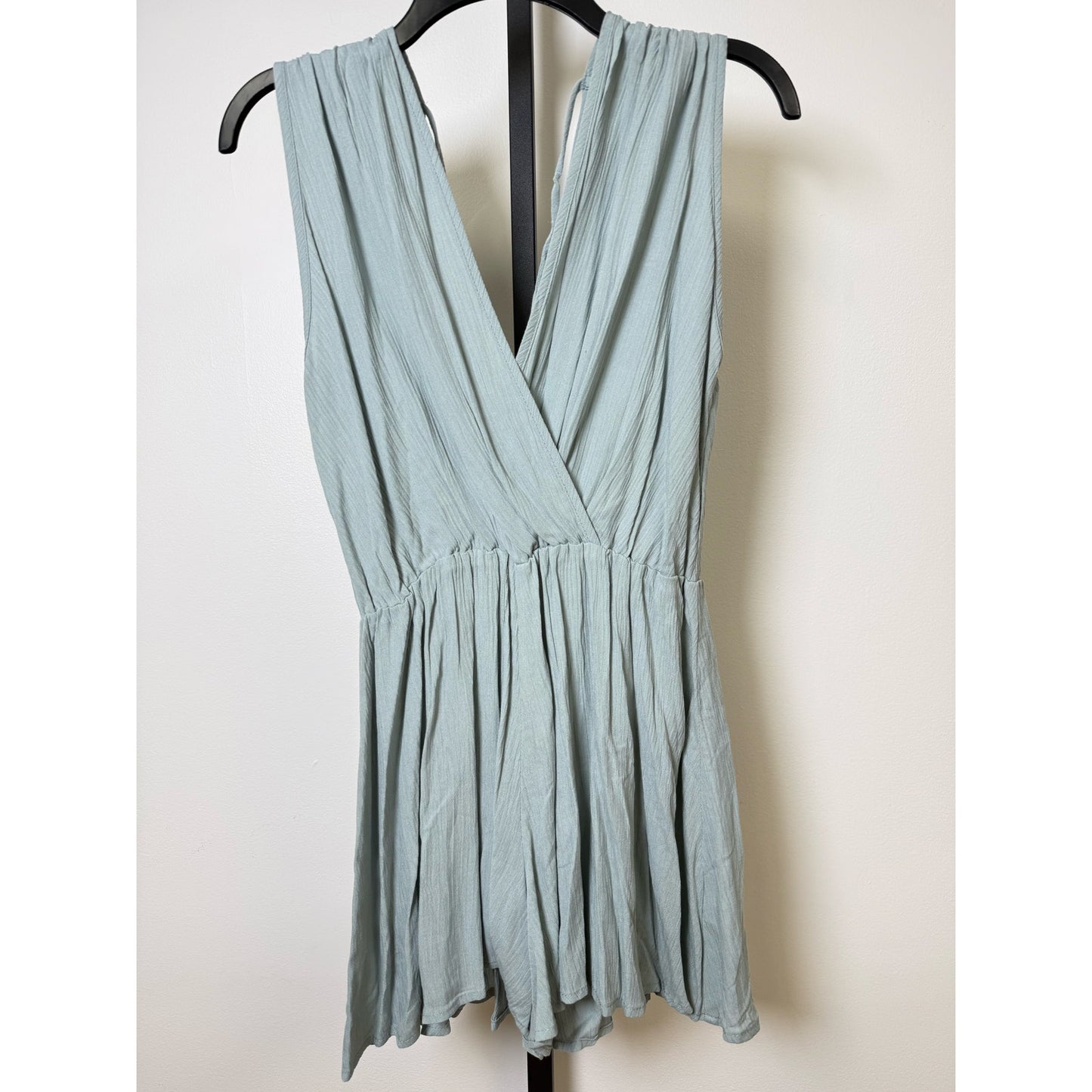Final Touch Romper – NWOT
